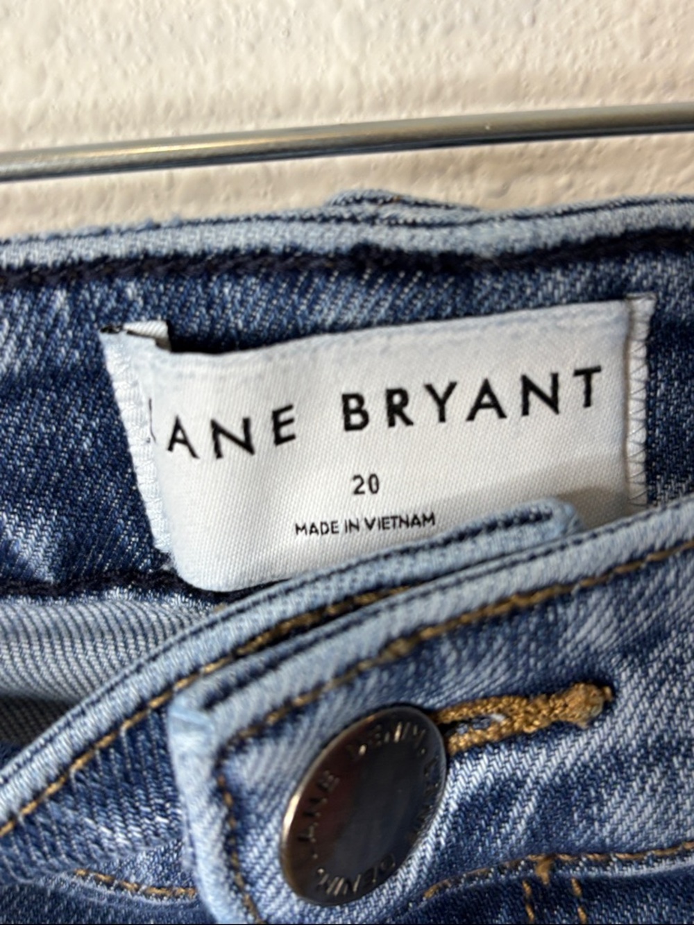 Lane Bryant size 20 Blue Skinny Mid-Rise Jeans. Signature fit - Picture 5 of 8